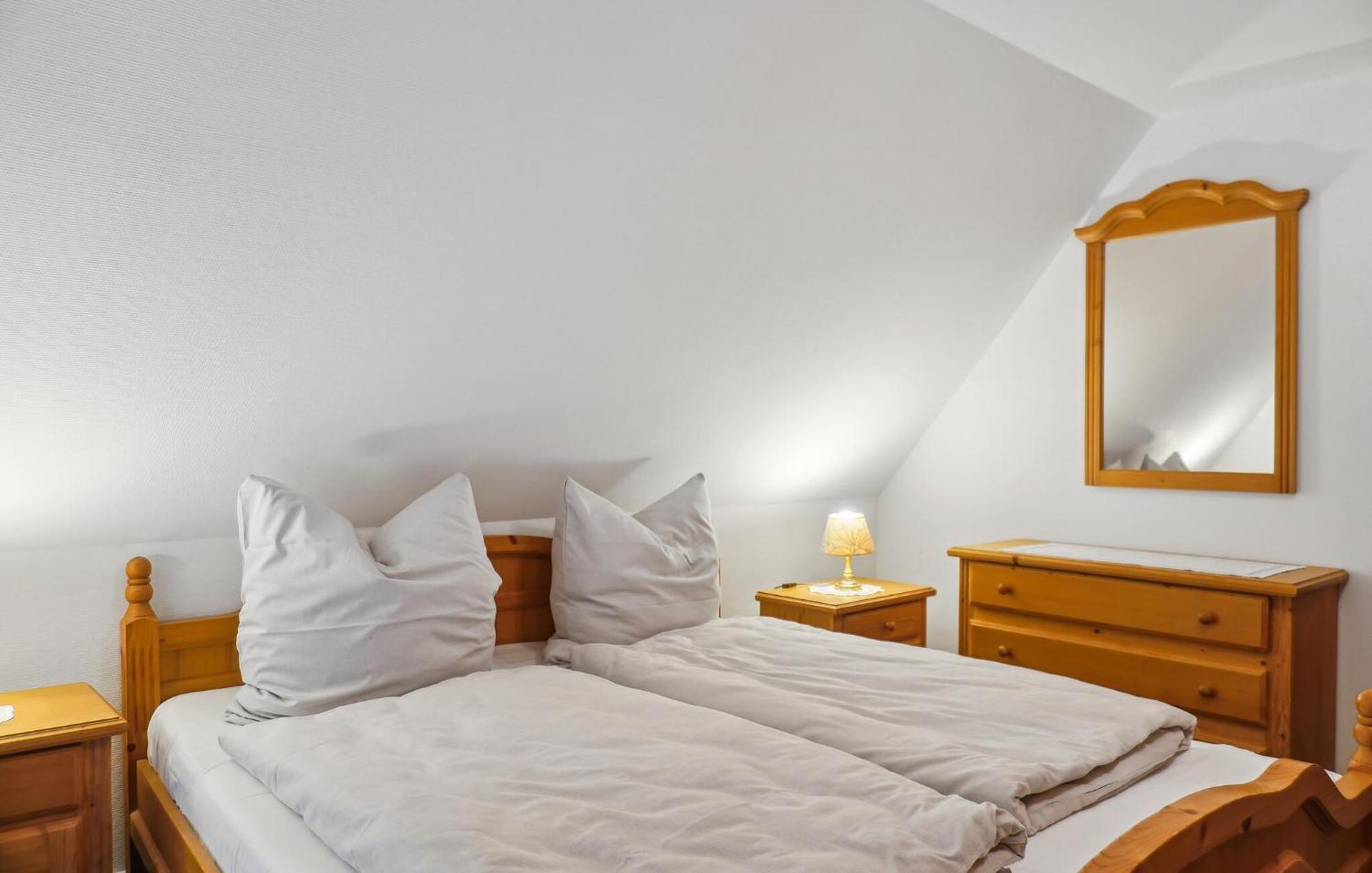 2 Bedroom Lovely Apartment In Dagebüll Eksteriør bilde